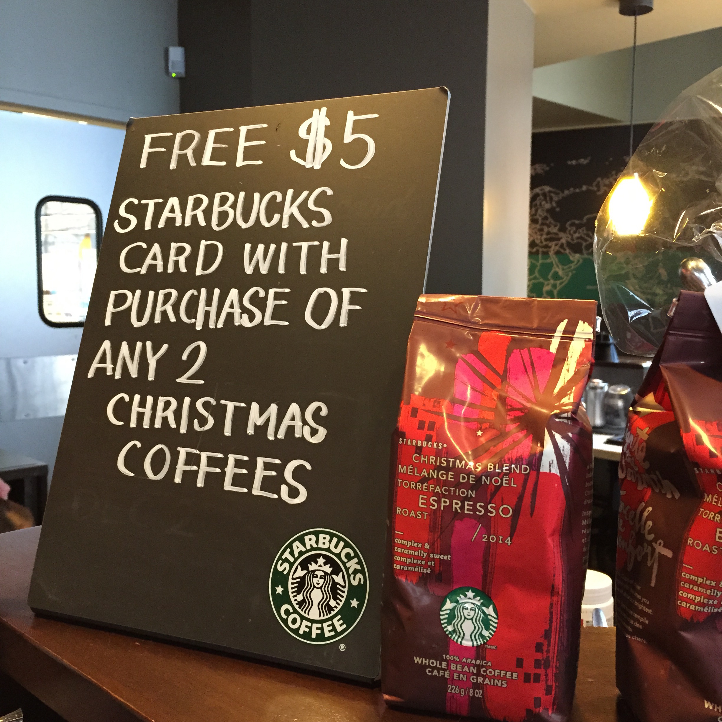 Starbucks：購買兩包聖誕咖啡可獲$5禮券