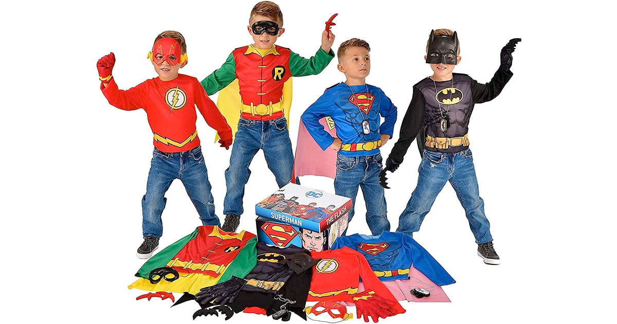 Amazon：DC Comics Children’s Dress up Trunk with Superman, The Flash, Batman and Robin只賣$37.79(只限Amazon Prime會員)